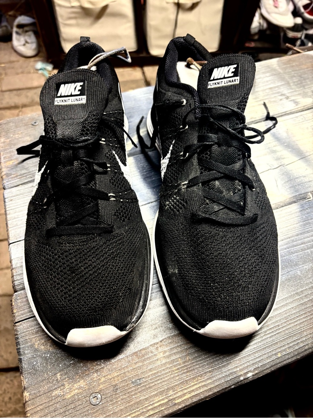Nike Flyknit Lunar1 Men's Black and White Athletic Running Shoes size 11.5